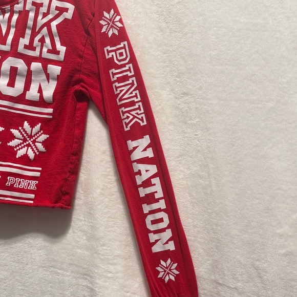 PINK Victoria's Secret Red Snowflake Crop Top - Picture 4 of 4
